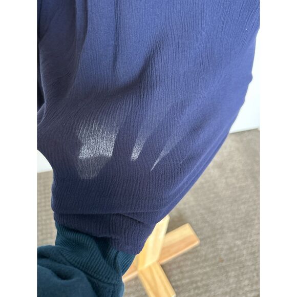 Old Navy Cold Shoulder Crepe Fabric Lightweight Top Size XL - Picture 10 of 12